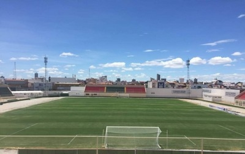 Gramas para Campo de Futebol